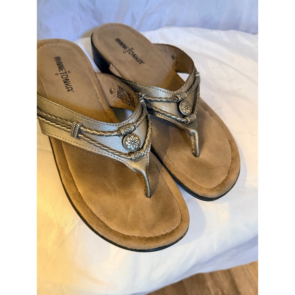 Minnetonka Pewter Leather Flip Flop thong Sandal Shoes Women's 9